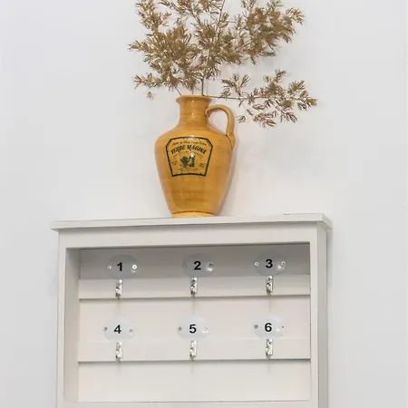 Unique Apt. W/pool- Across The Beach-wifi-a/c Alicante