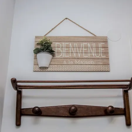 Unique Apt. W/pool- Across The Beach-wifi-a/c Apartamento Alicante