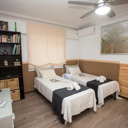 Apartamento Unique Apt. W/pool- Across The Beach-wifi-a/c *